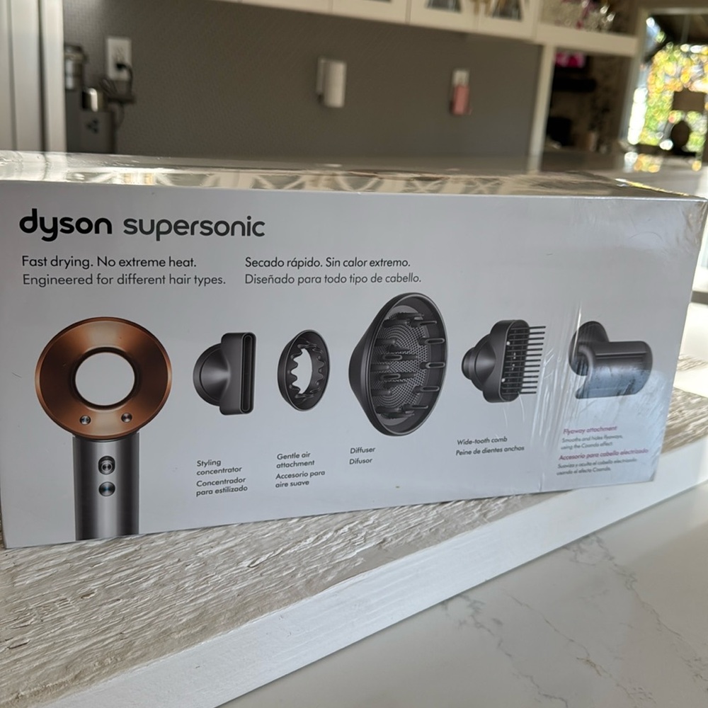 Brand new Dyson supersonic!